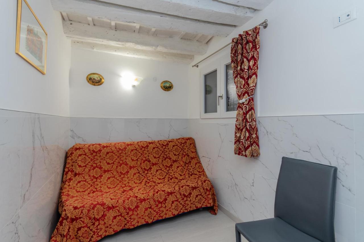 Palazzo Dolfin - Piazza San Marco Lovely Apartment Venedig Eksteriør billede